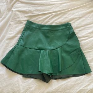 DO+BE Green Skirt